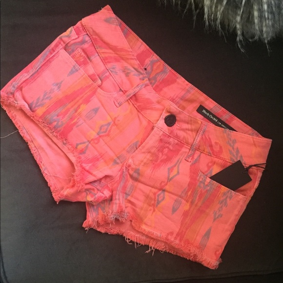 NWT Black Orchid Shorts 25